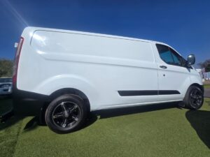 2016 Ford Transit 2.2 TDCi MWB — thumbnail 4