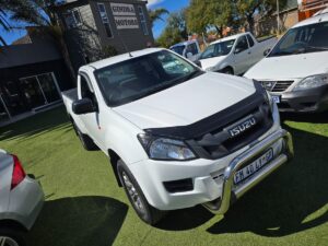 2016 Isuzu KB 250 D-Teq LE Single-Cab — thumbnail 2