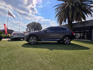 2020 Volvo XC60 D5 Inscription Auto AWD — thumbnail 4
