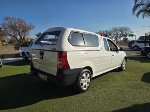 2020 NISSAN NP200 — thumbnail 2